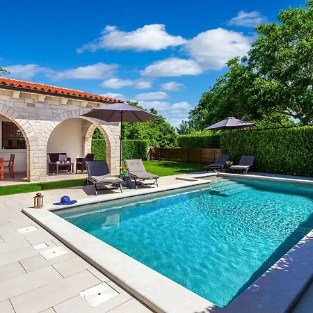 Casa Mia Mit Privatem Pool By Interhome Vikendica Barban
