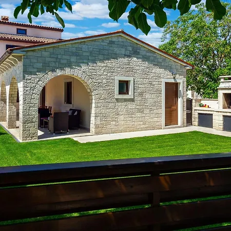 Casa Mia Mit Privatem Pool By Interhome Barban