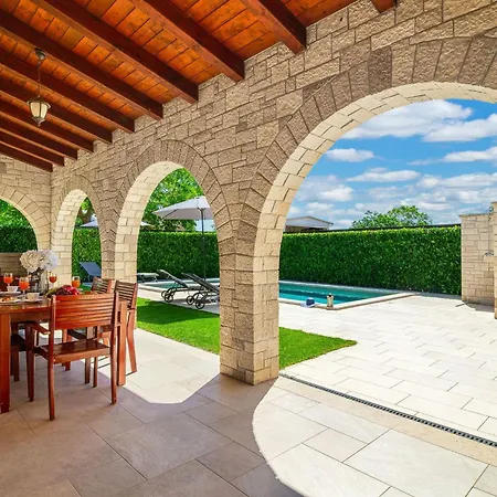 Casa Mia Mit Privatem Pool By Interhome Barban
