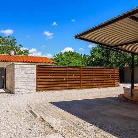 Casa Mia Mit Privatem Pool By Interhome Vikendica *